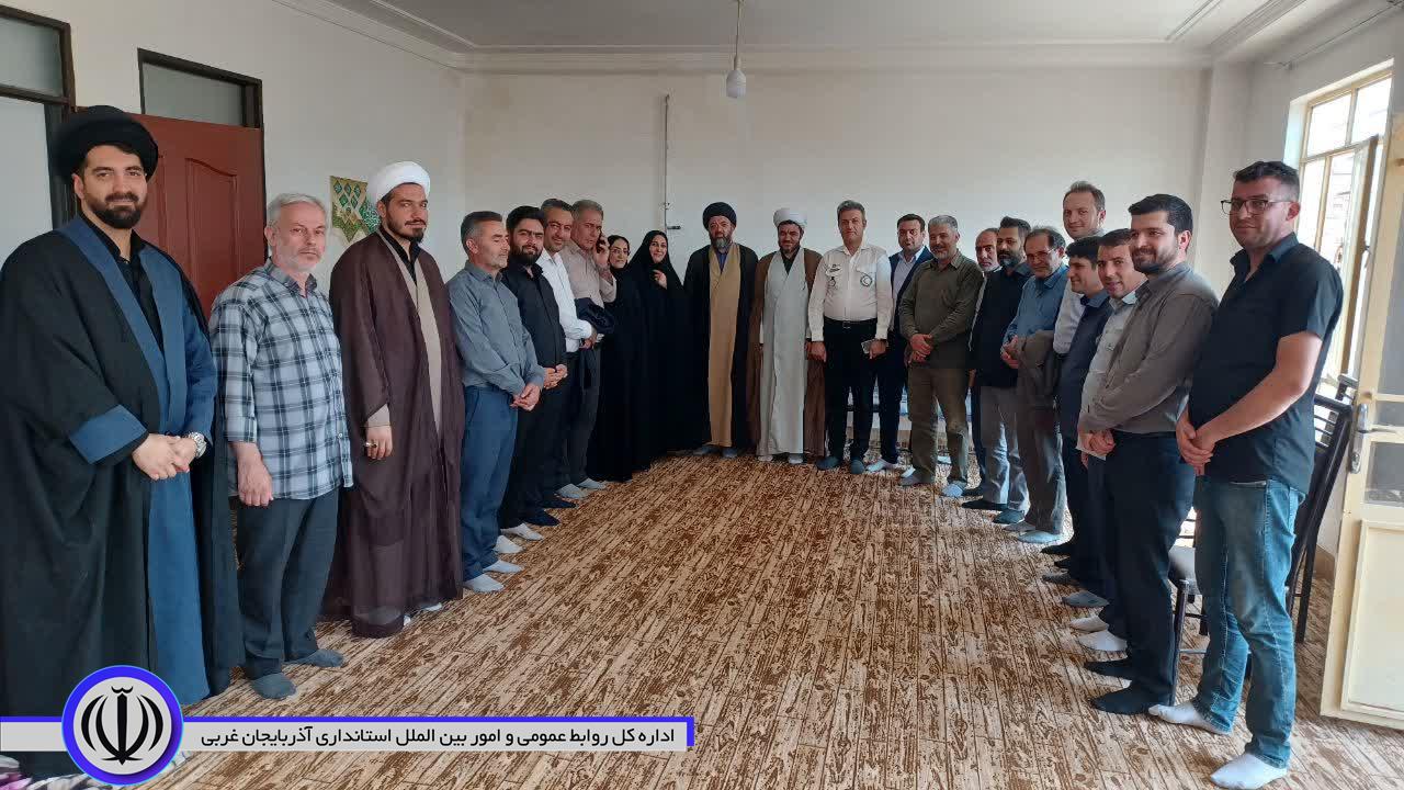 دیدار فرماندار و اعضای شورای اداری باروق با امام جمعه جدید