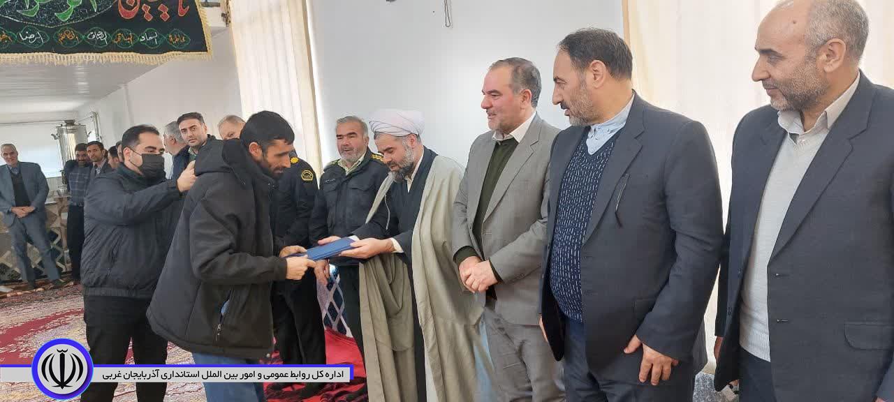 جلد سند روستایی با حضور رئیس کمسیون اجتماعی و نماینده مردم