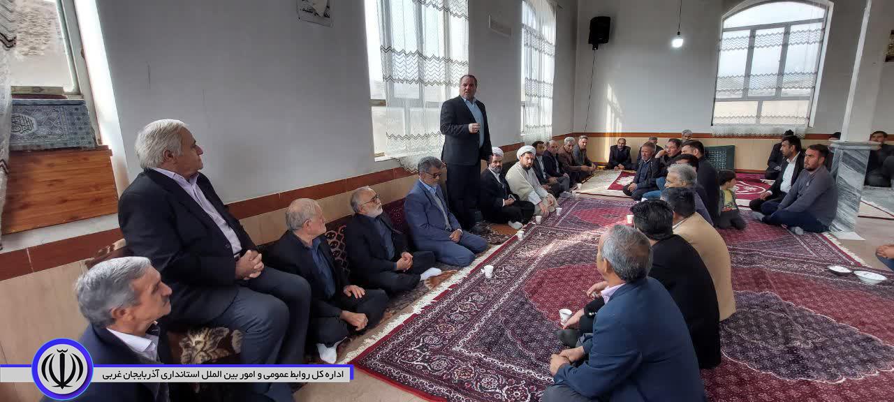 دیدار چهره به چهره مهندس حسینی فرماندار شهرستان باروق با جمعی از اهالی بخش نختالو
