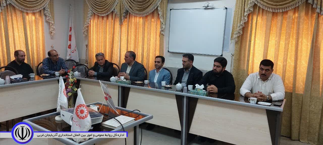 دیدار فرماندار شهرستان باروق با رئیس جدید اداره بهزیستی شهرستان های میاندوآب و باروق