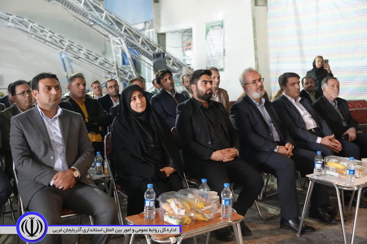 💢 تجلیل از کارگران کارخانه آرد طراوت به مناسبت روز جهانی کارگر در #باروق