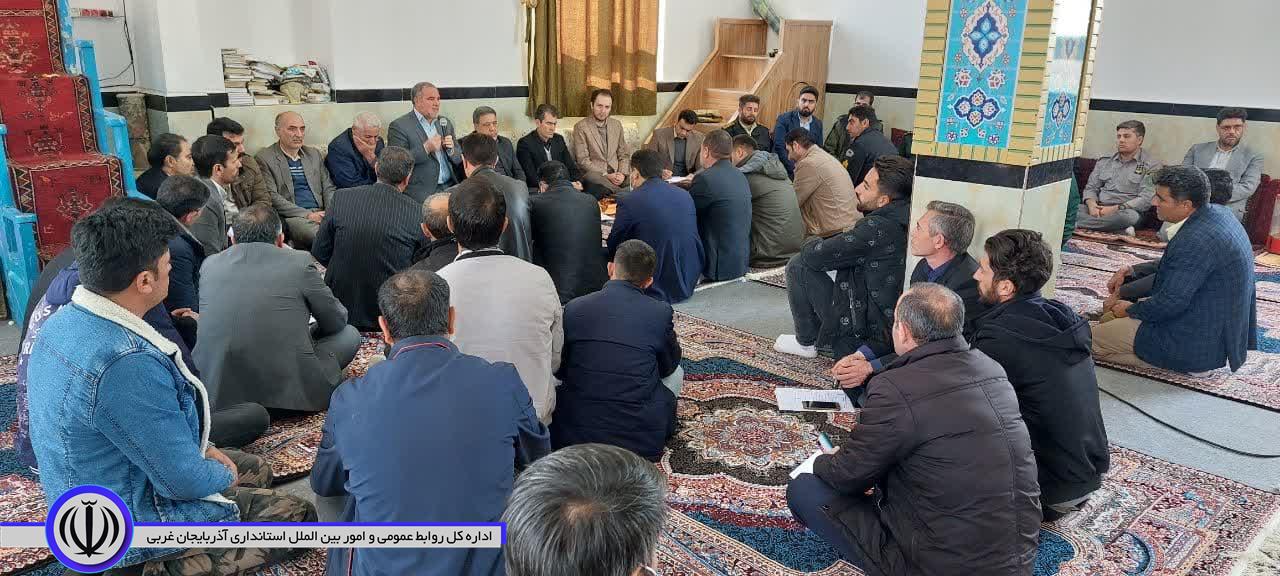 میز ارتباطات مردمی با حضور فرماندار شهرستان باروق