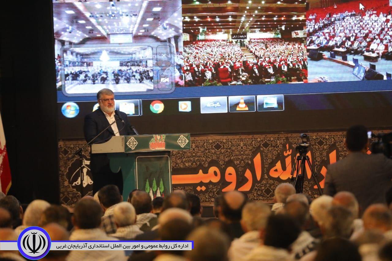 پیام بازگشایی مرز تمرچین، برقراری امنیت پایدار در منطقه است / آذربایجان غربی از امن ترین استان های کشور است / دستگاههای دولتی مکلف به تجلیل شایسته از ایثارگران هستند