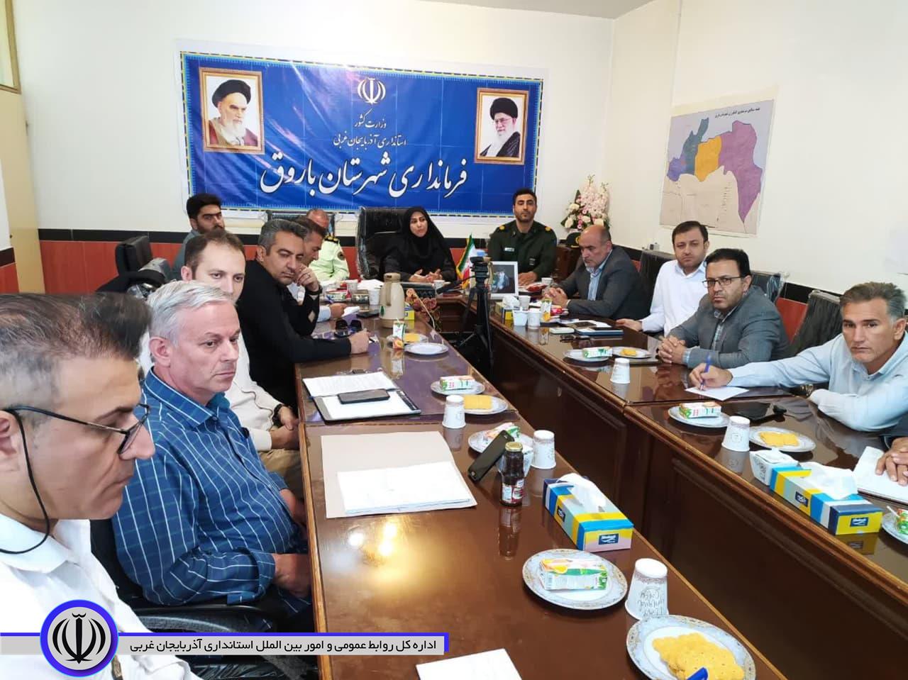 🔸جلسه شورای پدافند غیرعامل باروق برگزار شد