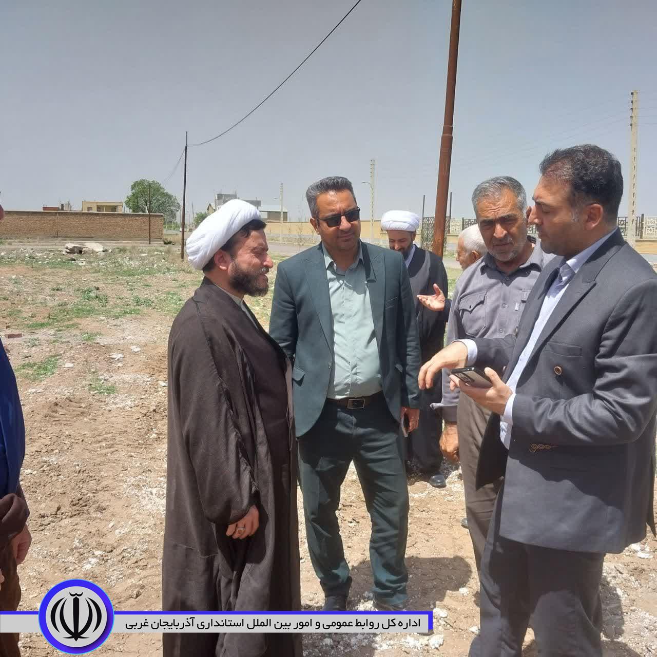 بازدید معاون معاون فرماندار از زمین جهت احداث دفتر امام جمعه