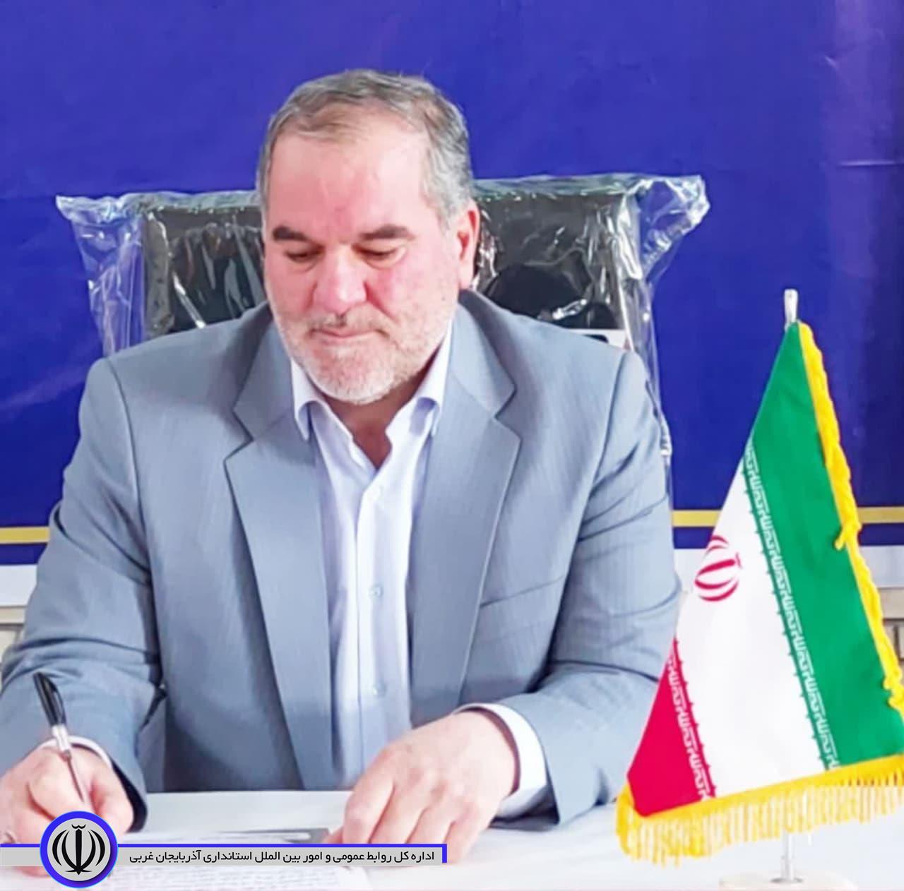 فرماندار شهرستان باروق در پیامی 12 اردیبهشت روز معلم را گرامی داشت.